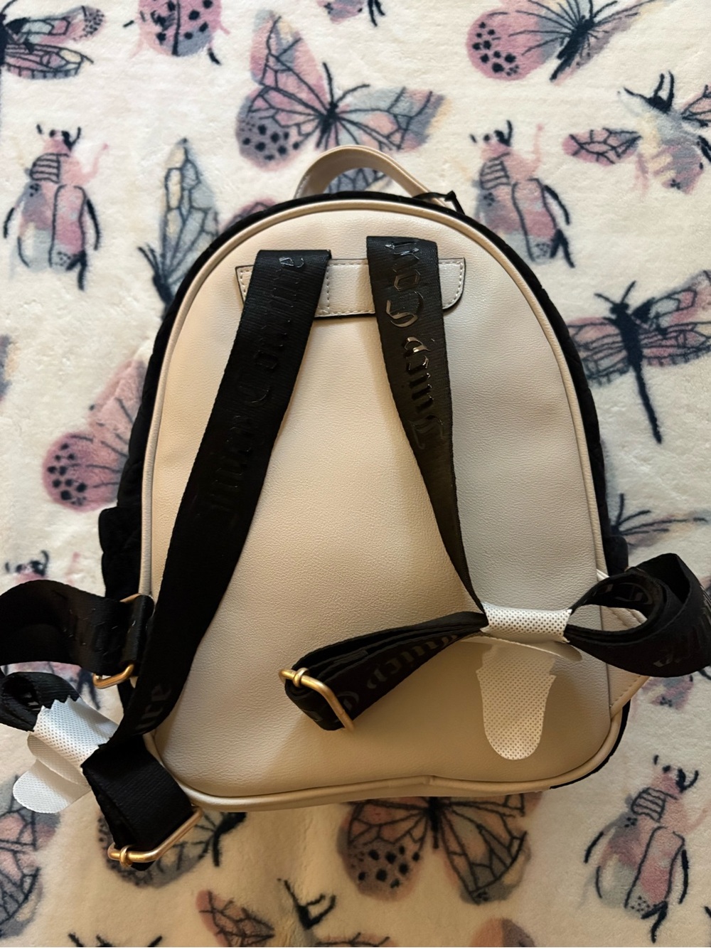 Juicy Couture Black Quilted Mini Backpack with Cream Heart Pouch - Picture 2 of 2